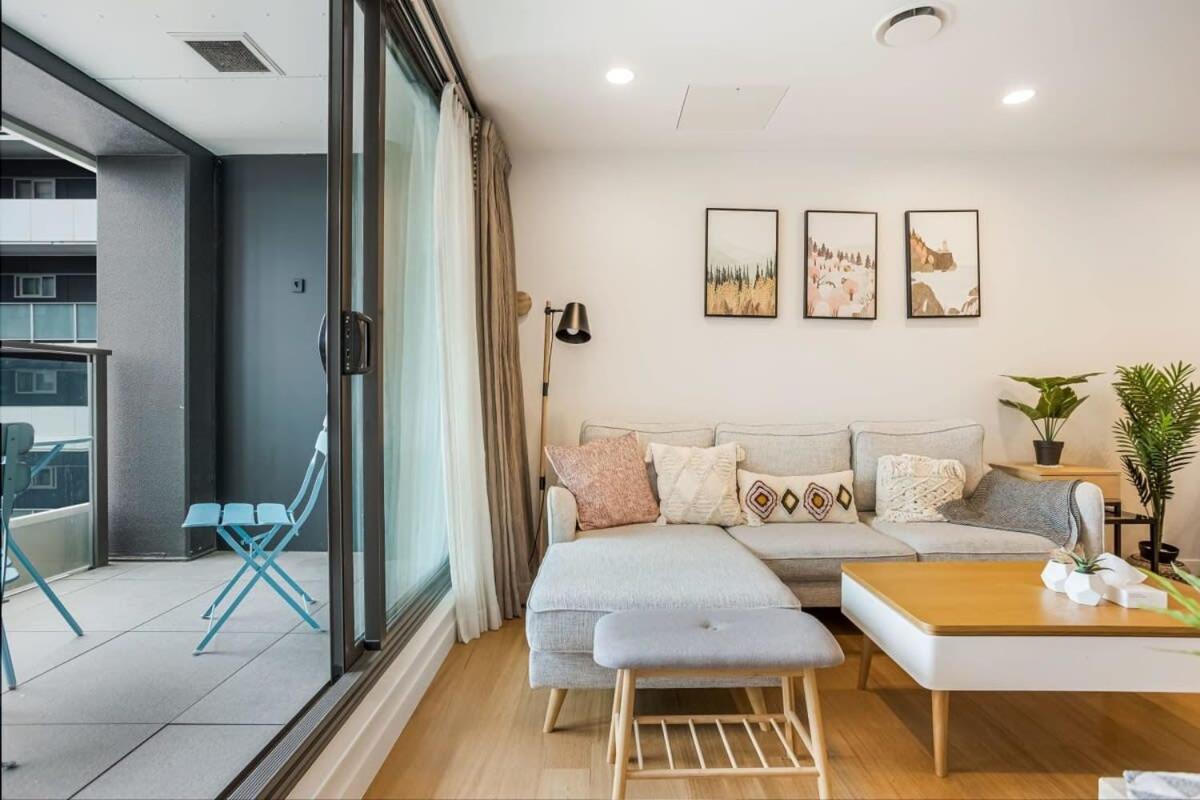 Cosy Two Bedroom Apartment With Balcony Pool And Gym Auckland Extérieur photo