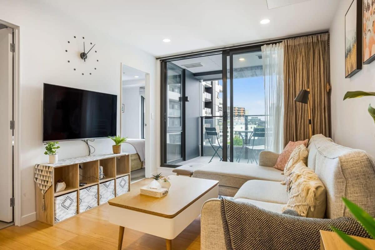 Cosy Two Bedroom Apartment With Balcony Pool And Gym Auckland Extérieur photo